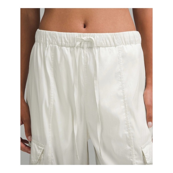 Lightweight adjustable mid-rise cargo pant - Picture 3 of 7